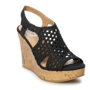 SO crocheted black wedge